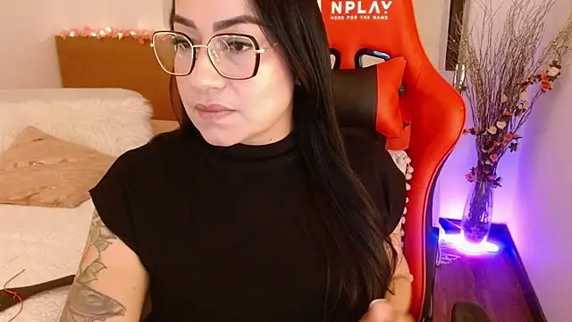 lucy luu  online show from 12.12.24