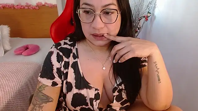 lucy luu  online show from 01.14.25