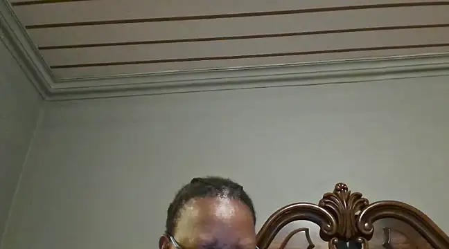 SEXYBOOBSNASS online show from 12.18.24