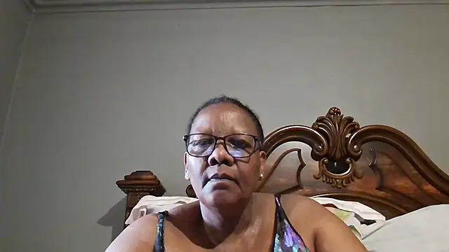 SEXYBOOBSNASS online show from 01.04.25