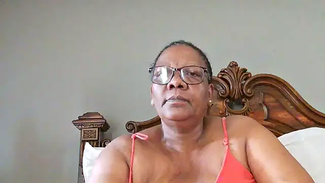 SEXYBOOBSNASS online show from 01.05.25