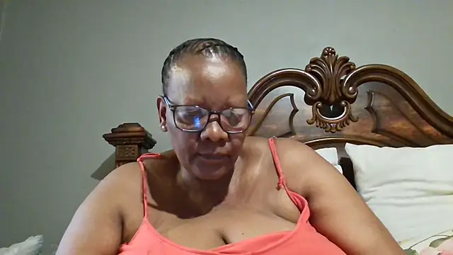 SEXYBOOBSNASS online show from 02.04.25