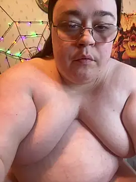 Snapshot of SexyxLexie chatting on 05.22.26 SexyxLexie online show from 05.22.26