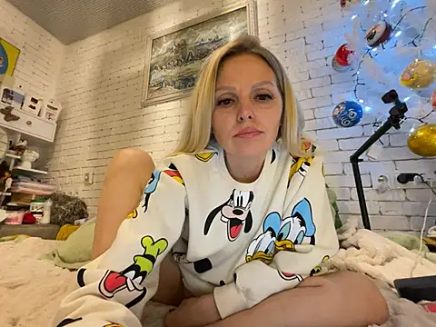Angel girllovemy online show from 12.31.24