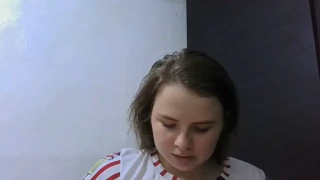 Snapshot of HellenMiyer1111 chatting on 06.28.26 HellenMiyer1111 online show from 06.28.26