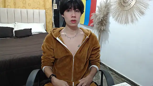 Elio-cam online show from 07.15.26