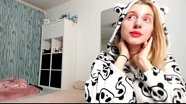 KenzieDawton online show from 01.19.25