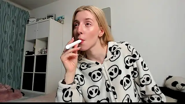 KenzieDawton online show from 03.16.25