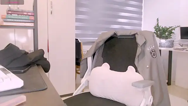 Shyn   online show from 09.22.25