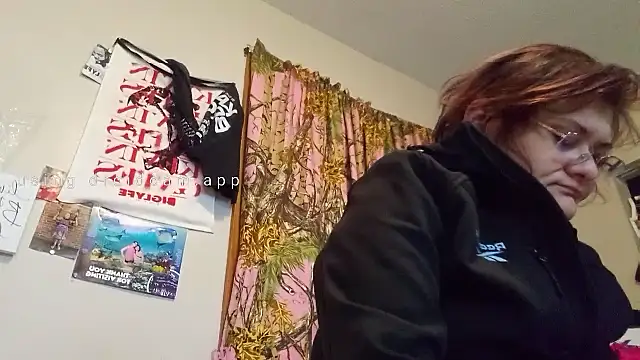 Snapshot of Deepsounding8585 chatting on 01.10.26 Deepsounding8585 online show from 01.10.26