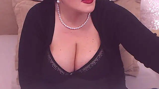 RebeccaNoble online show from 01.16.25