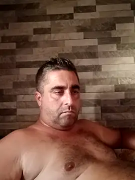 ADRIAN ADI40 online show from 11.05.25