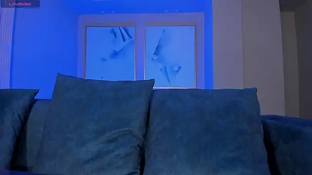 LindseyCox online show from 12.16.24