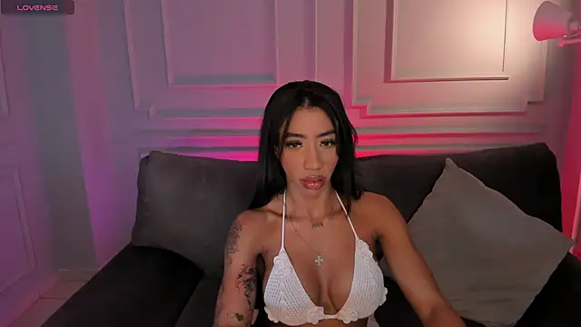 LindseyCox online show from 10.11.25