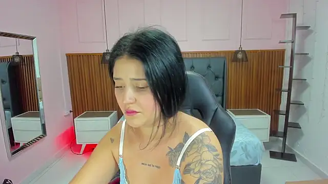 BIANCAROY1 online show from 10.07.25