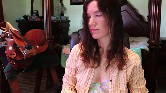 thornburyrose online show from 03.12.26