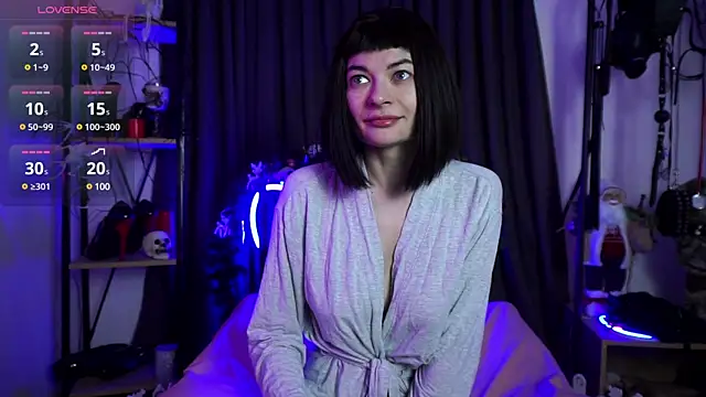 Snapshot of CyberXGoddess chatting on 12.25.24 CyberXGoddess online show from 12.25.24