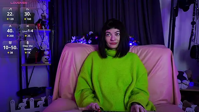 Snapshot of CyberXGoddess chatting on 12.26.24 CyberXGoddess online show from 12.26.24
