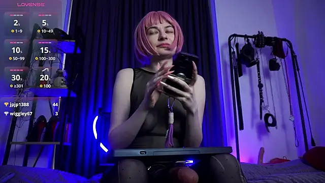 Snapshot of CyberXGoddess chatting on 02.08.25 CyberXGoddess online show from 02.08.25