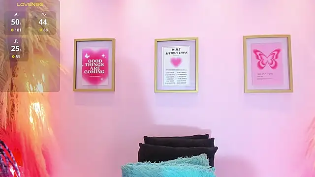 EmmySweett online show from 10.21.25