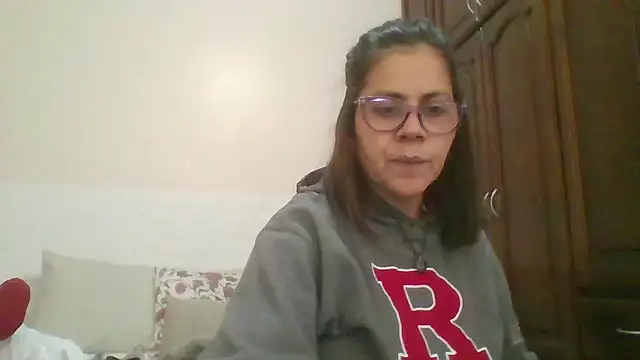 Sara Brandon online show from 09.12.25