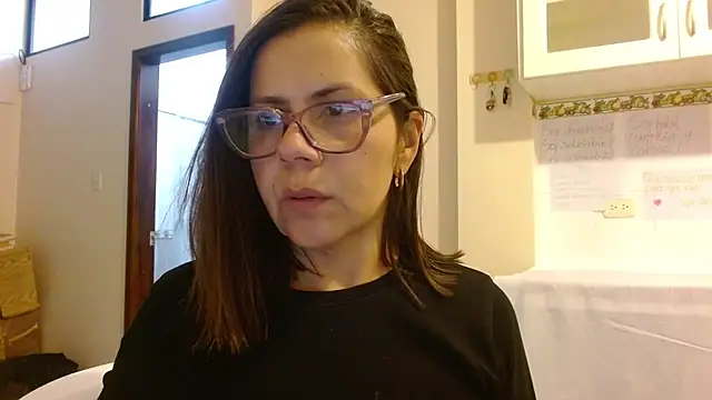 Sara Brandon online show from 09.16.25