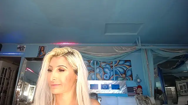 ADRIANNA FOX online show from 03.09.25