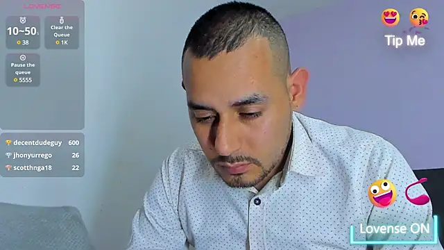 Snapshot of jhonyalzate2 chatting on 01.16.25 jhonyalzate2 online show from 01.16.25