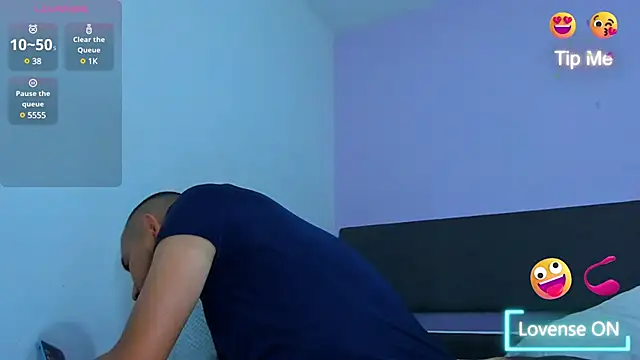 Snapshot of jhonyalzate2 chatting on 01.17.25 jhonyalzate2 online show from 01.17.25