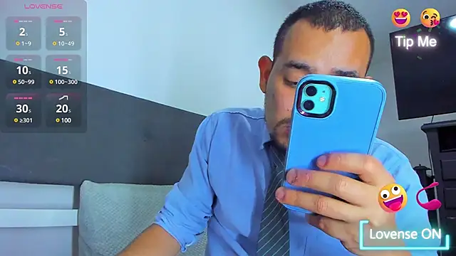 Snapshot of jhonyalzate2 chatting on 02.01.25 jhonyalzate2 online show from 02.01.25