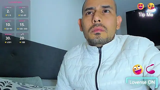 Snapshot of jhonyalzate2 chatting on 02.07.25 jhonyalzate2 online show from 02.07.25