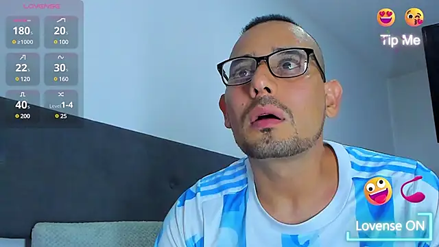 Snapshot of jhonyalzate2 chatting on 02.13.25 jhonyalzate2 online show from 02.13.25