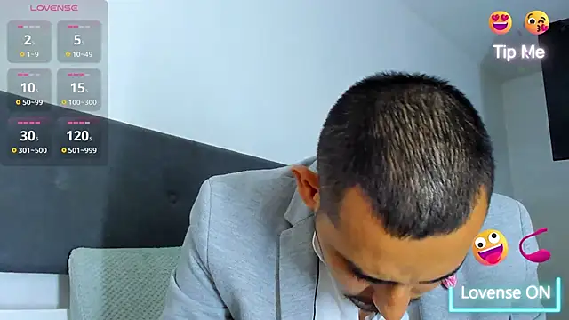 Snapshot of jhonyalzate2 chatting on 03.09.25 jhonyalzate2 online show from 03.09.25