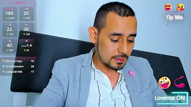 Snapshot of jhonyalzate2 chatting on 03.09.25 jhonyalzate2 online show from 03.09.25