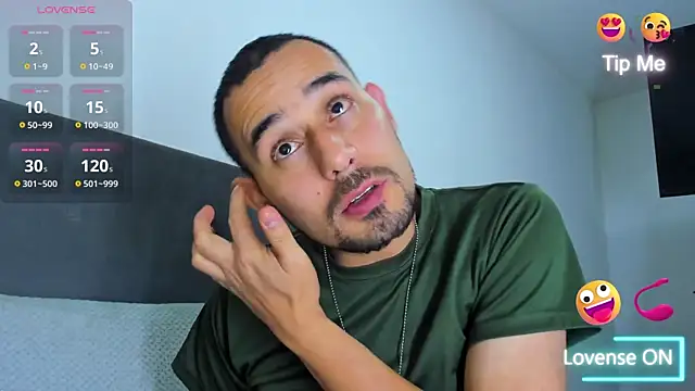 Snapshot of jhonyalzate2 chatting on 03.13.25 jhonyalzate2 online show from 03.13.25