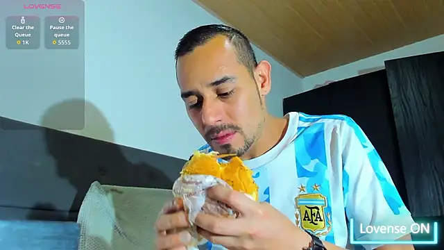 jhonyalzate2 online show from 02.01.26