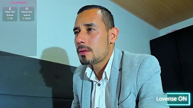 jhonyalzate2 online show from 02.04.26