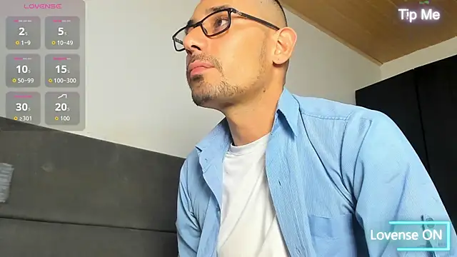 jhonyalzate2 online show from 05.22.26