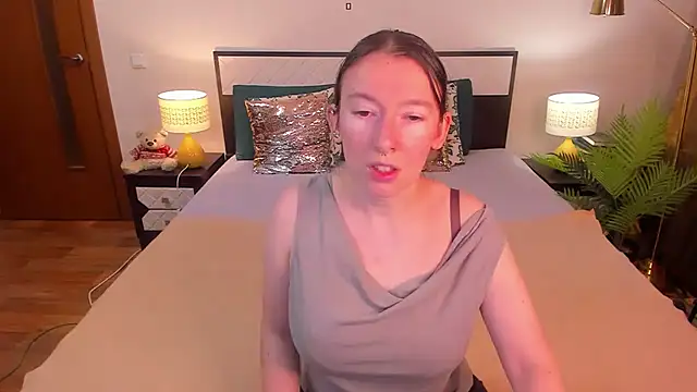 CatherineWalls online show from 07.09.26