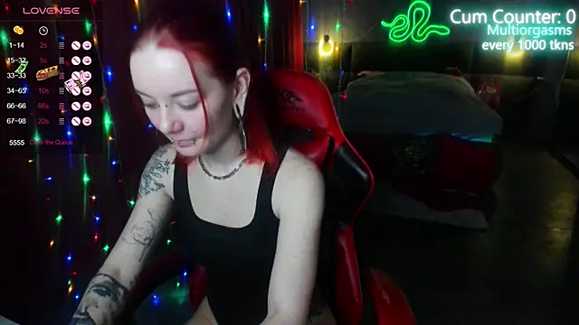 MaxPhoenixx online show from 02.17.25