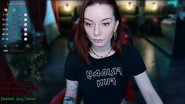 MaxPhoenixx online show from 06.12.26