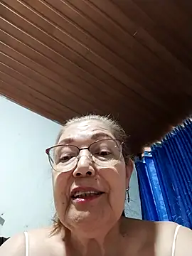 Vicky Rosse online show from 10.17.25