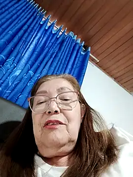 Vicky Rosse online show from 10.22.25