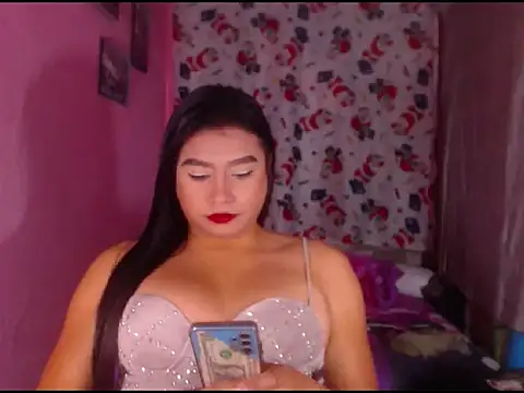 katrinawillff online show from 12.18.25