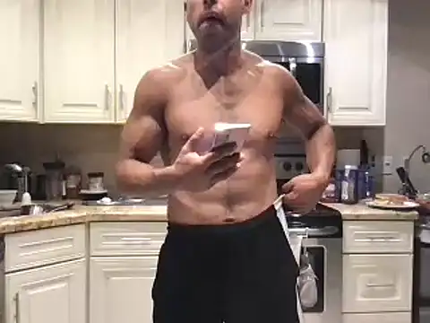 BigGuyMuscle online show from 03.11.25