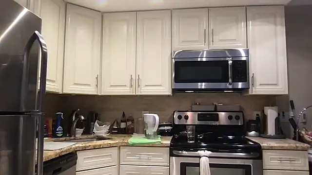 BigGuyMuscle online show from 11.14.25