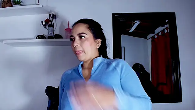 Snapshot of alexaa_walker chatting on 03.12.25 alexaa walker online show from 03.12.25