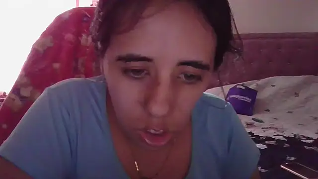 Snapshot of annarose19 chatting on 12.23.24 annarose19 online show from 12.23.24