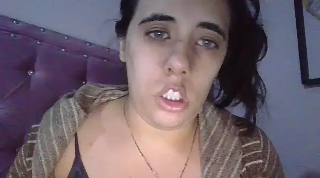 Snapshot of annarose19 chatting on 01.02.25 annarose19 online show from 01.02.25