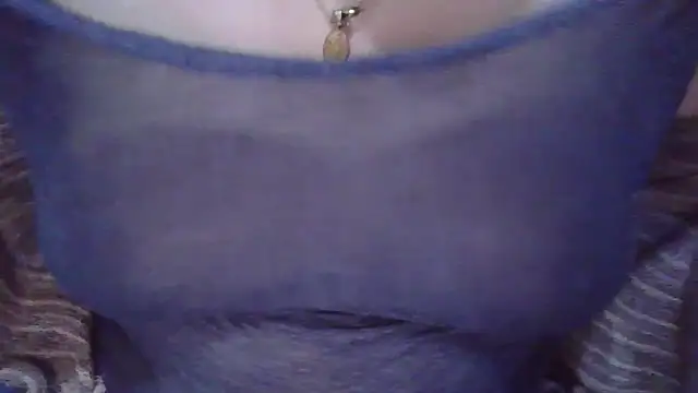 Snapshot of annarose19 chatting on 01.03.25 annarose19 online show from 01.03.25